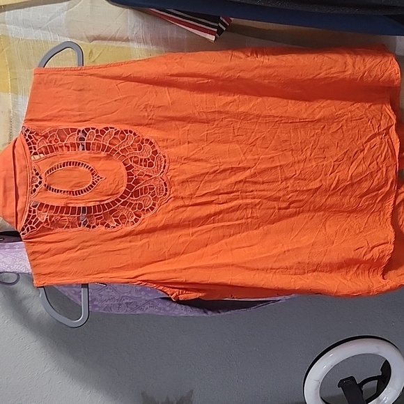 ARYN K sleeveless blouse 👚 - Picture 5 of 10